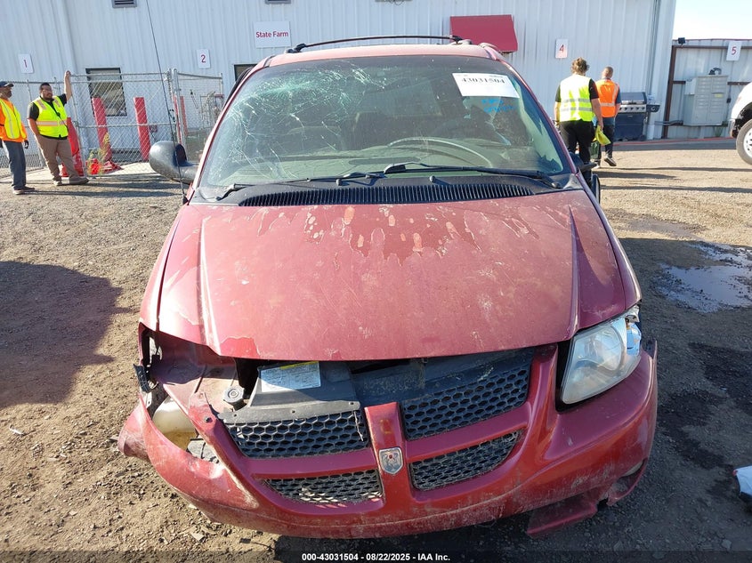 2001 Dodge Grand Caravan Sport VIN: 2B8GP44R31R372106 Lot: 43031504