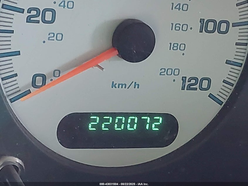 2001 Dodge Grand Caravan Sport VIN: 2B8GP44R31R372106 Lot: 43031504