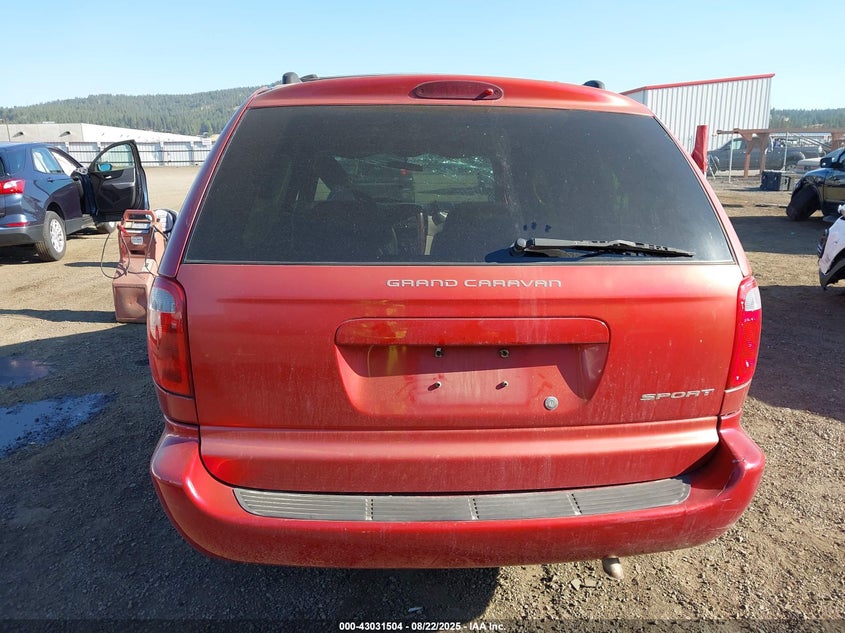 2001 Dodge Grand Caravan Sport VIN: 2B8GP44R31R372106 Lot: 43031504