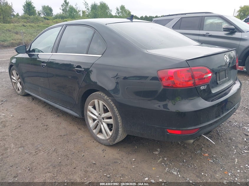 2013 VOLKSWAGEN JETTA GLI - 3VW4A7AJ1DM222870