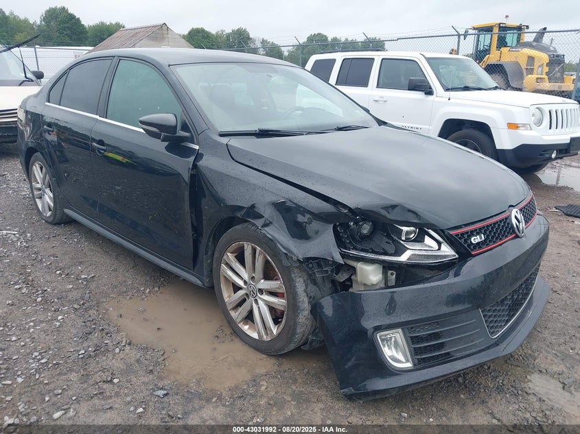2013 VOLKSWAGEN JETTA GLI - 3VW4A7AJ1DM222870