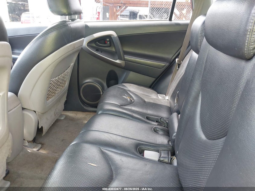 2007 Toyota Rav4 Limited VIN: JTMBD31V275063008 Lot: 43032477