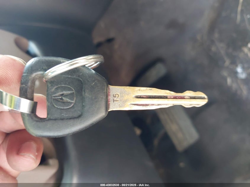 2000 Acura Tl 3.2 VIN: 19UUA5668YA031284 Lot: 43032530