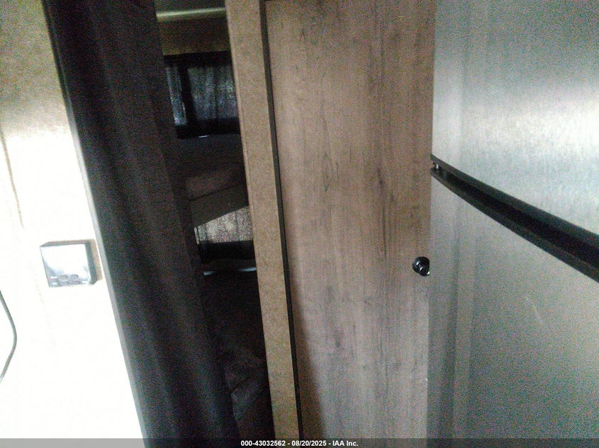1SABS0BN1M1BF5239 2021   photo no. 8