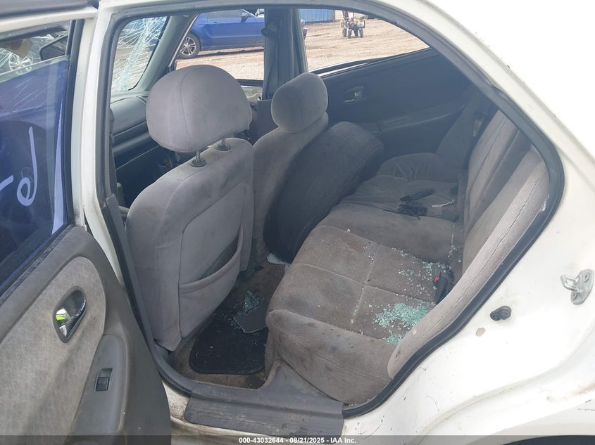 2000 Mazda 626 Es/Lx VIN: 1YVGF22CXY5148732 Lot: 43032644