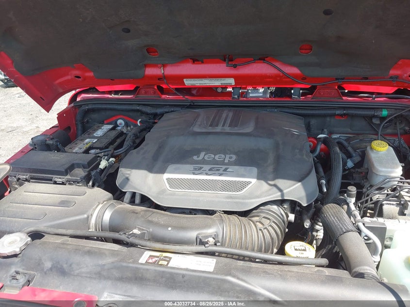 1C4HJWEG3CL215710 2012 JEEP WRANGLER photo no. 10