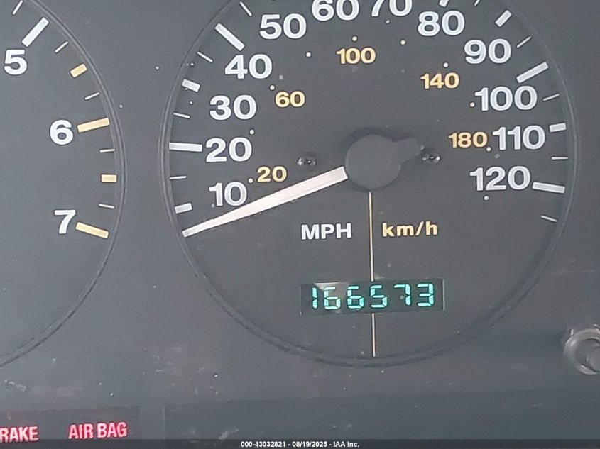 1998 Jeep Grand Cherokee Laredo VIN: 1J4GZ48Y4WC268427 Lot: 43032821