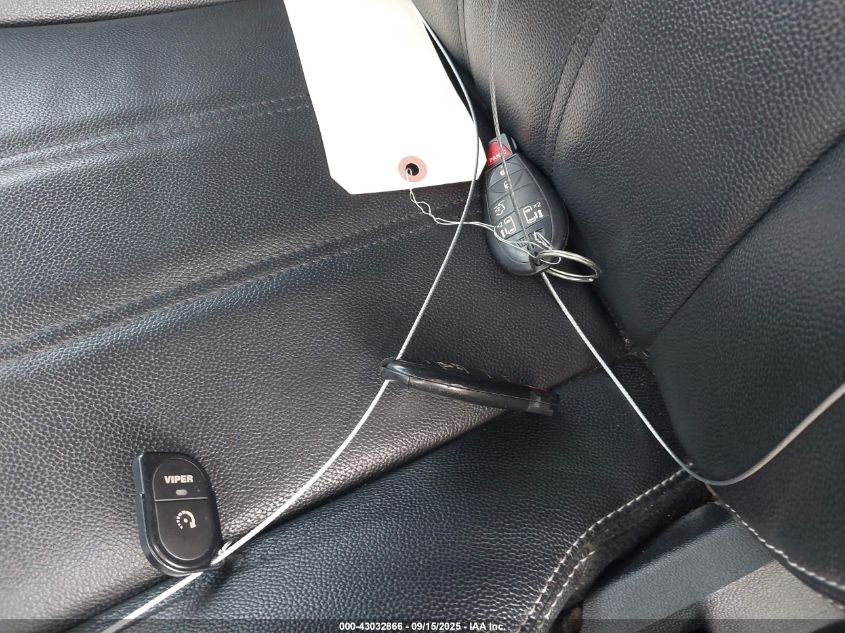 2016 Chrysler Town & Country Touring VIN: 2C4RC1BG2GR157768 Lot: 43032866