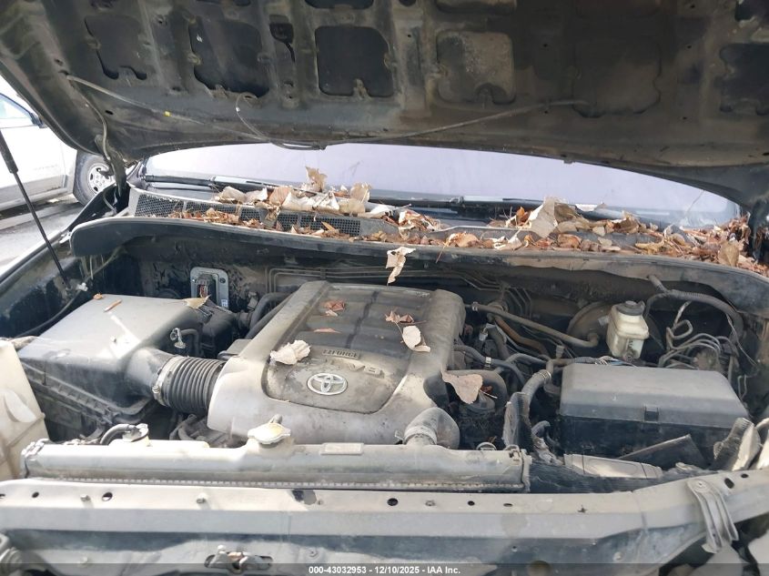 2007 Toyota Tundra Sr5 5.7L V8 VIN: 5TBEV54117S460937 Lot: 43032953