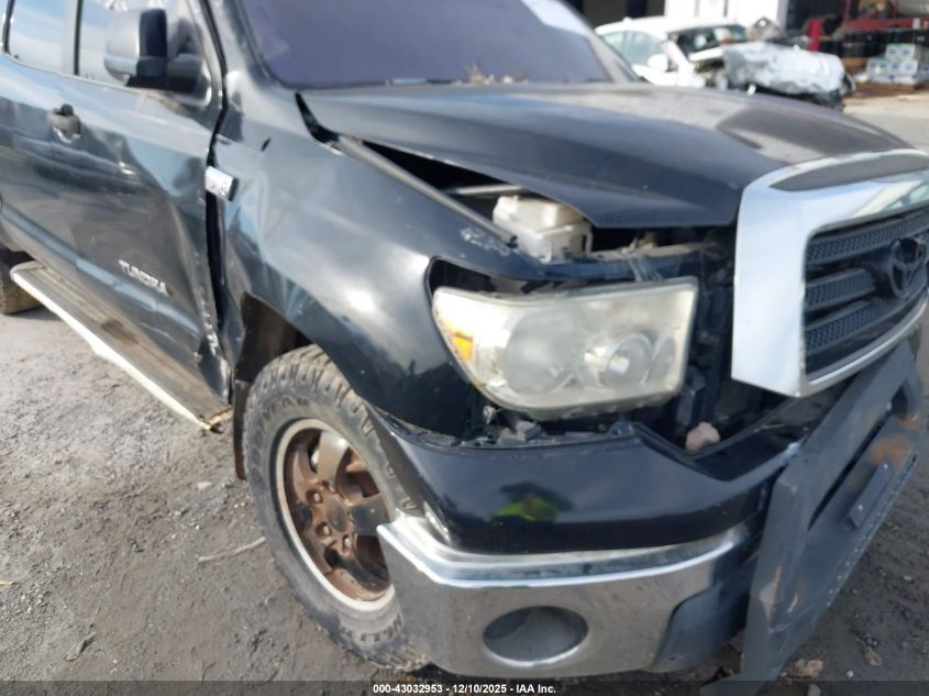 2007 Toyota Tundra Sr5 5.7L V8 VIN: 5TBEV54117S460937 Lot: 43032953