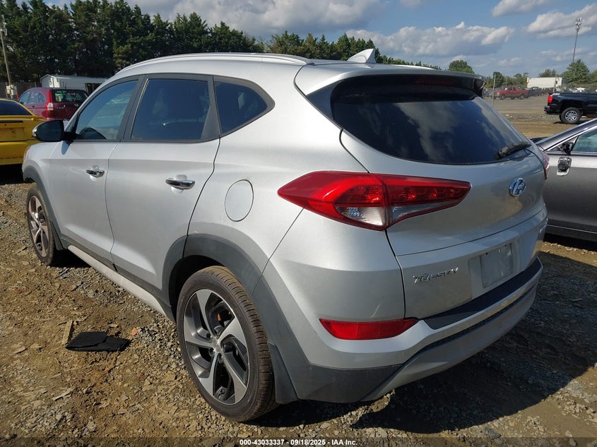 KM8J33A28HU371663 2017 HYUNDAI TUCSON photo no. 3