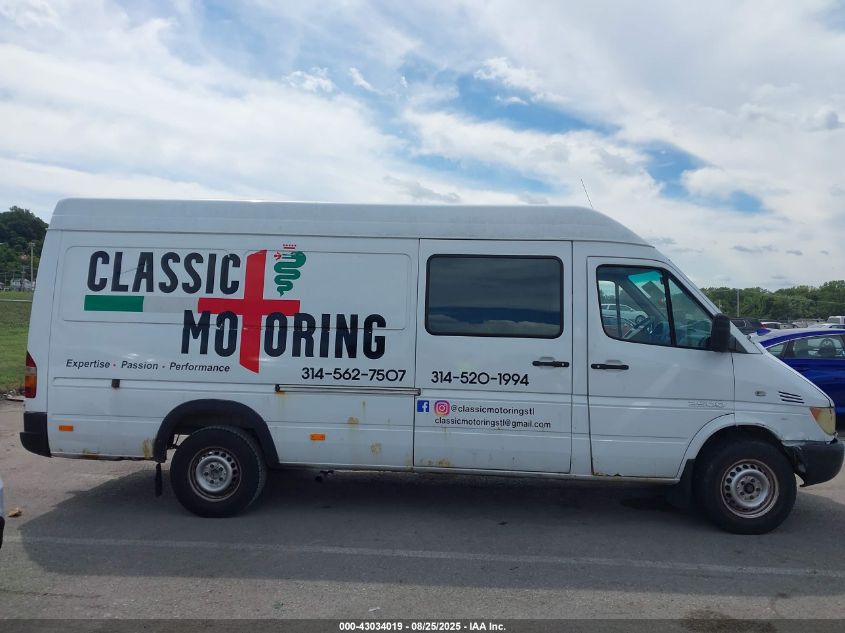 2003 Dodge Sprinter Van 2500 Super High Ceiling VIN: WD2YD742435496387 Lot: 43034019