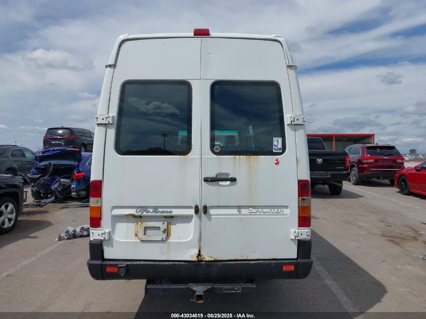 2003 Dodge Sprinter Van 2500 Super High Ceiling VIN: WD2YD742435496387 Lot: 43034019
