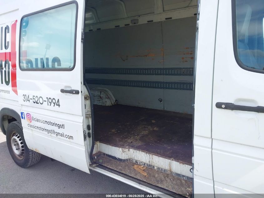 2003 Dodge Sprinter Van 2500 Super High Ceiling VIN: WD2YD742435496387 Lot: 43034019