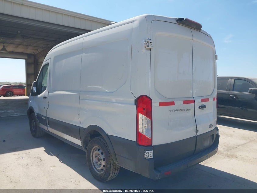 2018 FORD TRANSIT-250 1FTYR1CM3JKA69820