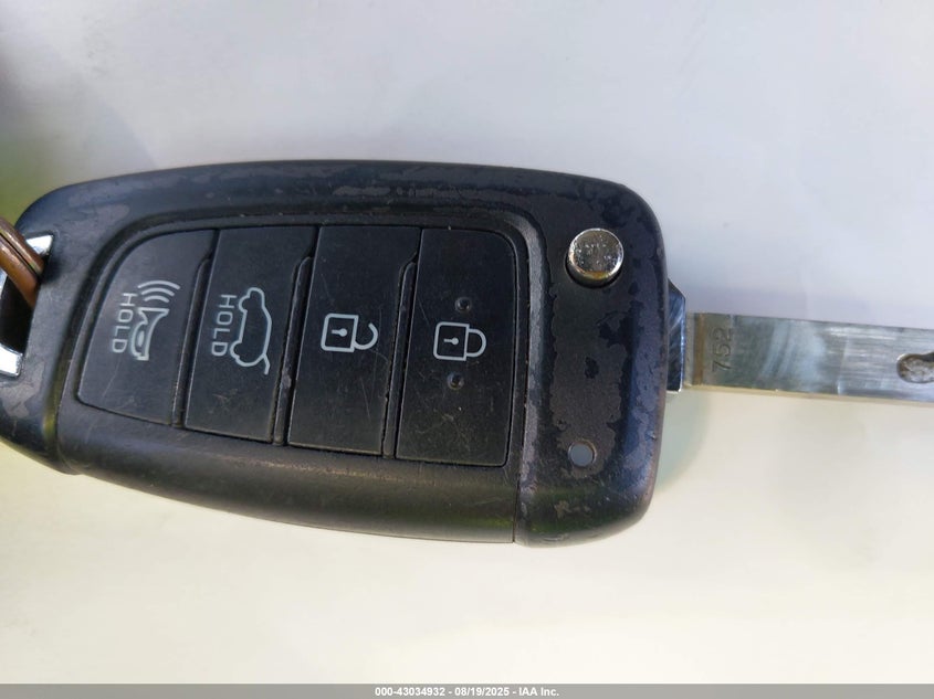 2019 Hyundai Santa Fe Se VIN: 5NMS2CAD7KH012770 Lot: 43034932