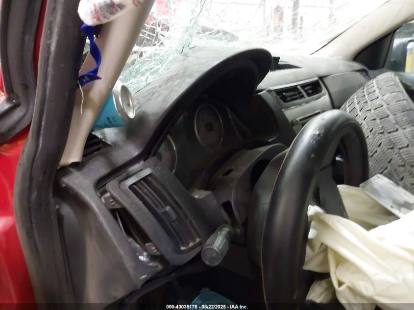 2008 Ford Focus Se/Ses VIN: 1FAHP33N88W177109 Lot: 43035178