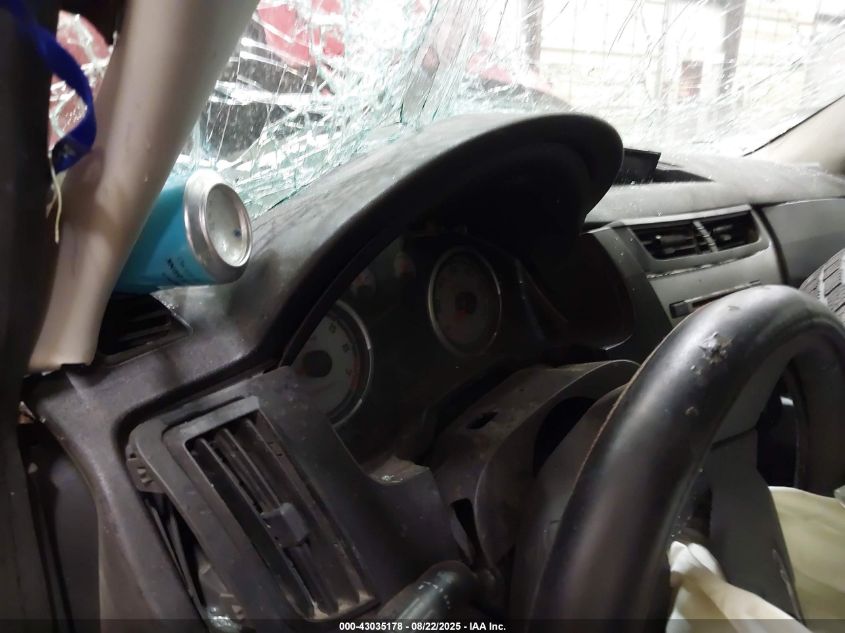 2008 Ford Focus Se/Ses VIN: 1FAHP33N88W177109 Lot: 43035178