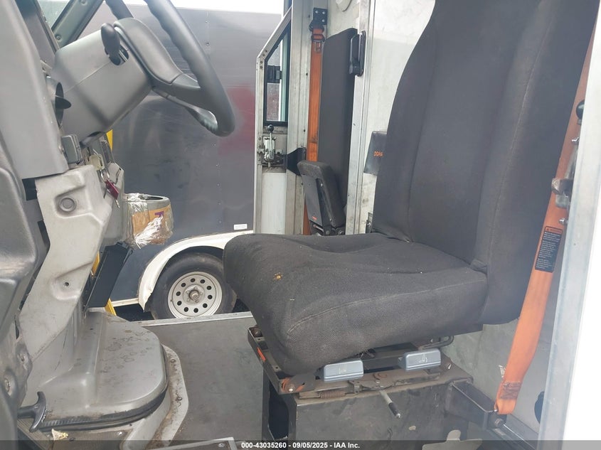 2013 Isuzu Commercial Van VIN: JALB4T174D7W01062 Lot: 43035260