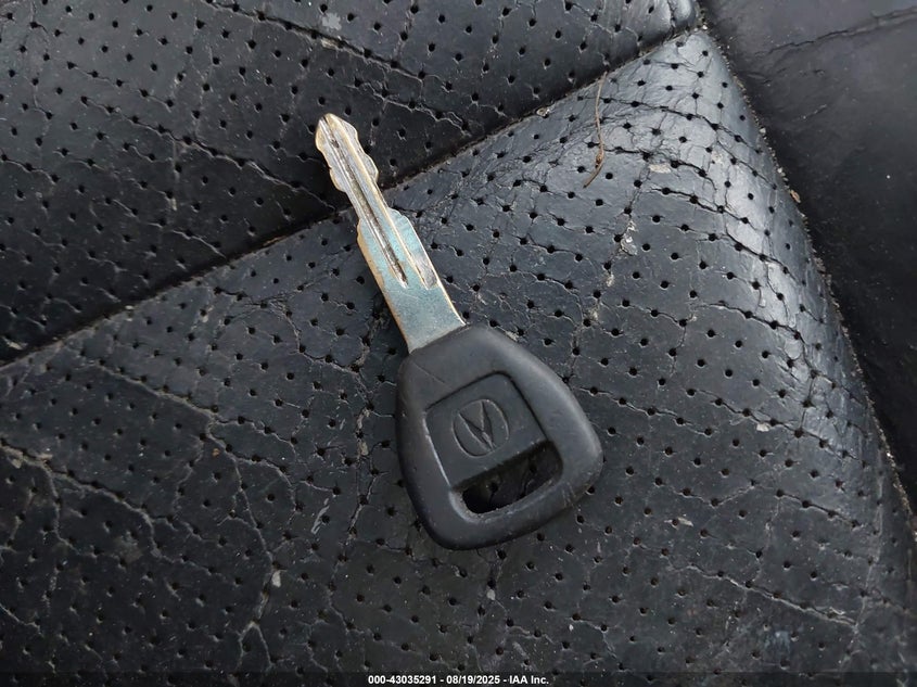 2003 Acura Mdx VIN: 2HNYD18913H507984 Lot: 43035291