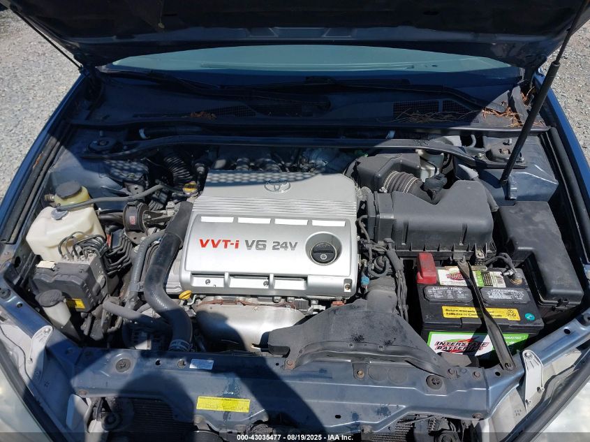 2004 Toyota Camry Xle V6 VIN: 4T1BF30K14U585725 Lot: 43035477