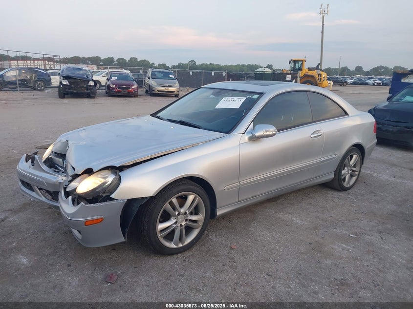2007 Mercedes-Benz Clk 350 silver coupe gasoline WDBTJ56H97F212390 photo #3