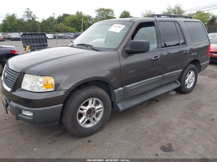 1FMPU16526LA78195 2006 FORD EXPEDITION photo no. 2