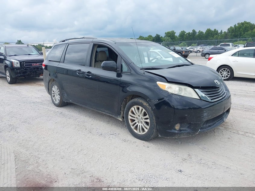 5TDYK3DC9BS118082 2011 Toyota Sienna Xle V6 auction photo 1