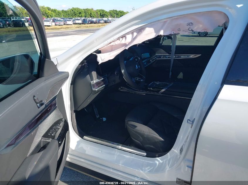 2025 BMW 7 Series - WBA33EH09SCV39043