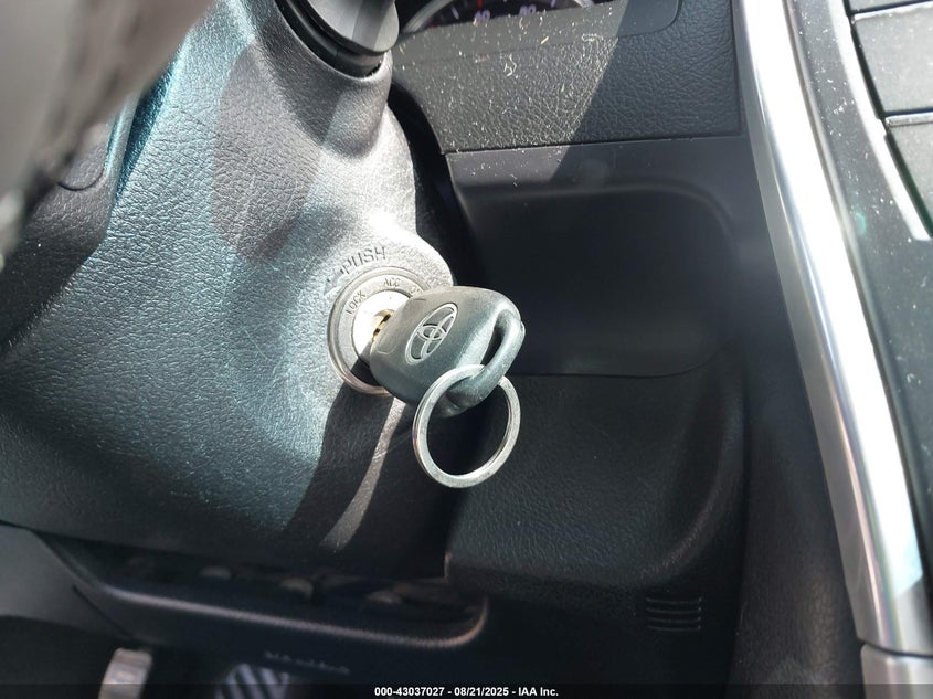 2016 Toyota Camry Se VIN: 4T1BF1FK6GU253747 Lot: 43037027