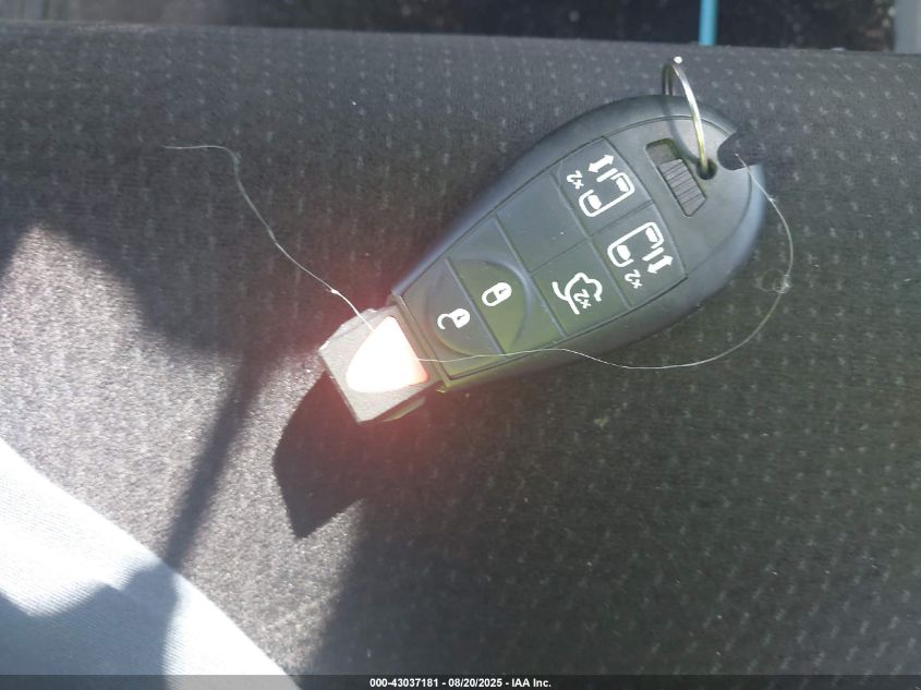 2013 Dodge Grand Caravan Sxt VIN: 2C4RDGCG6DR760460 Lot: 43037181