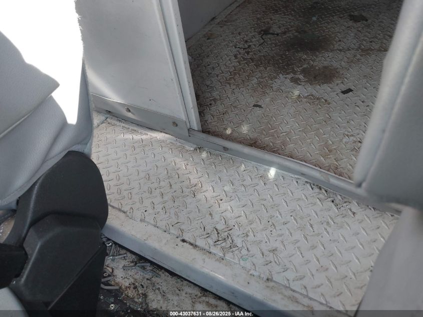 2019 Ford Transit-350 Cutaway VIN: 1FDBW5PM3KKA24292 Lot: 43037631