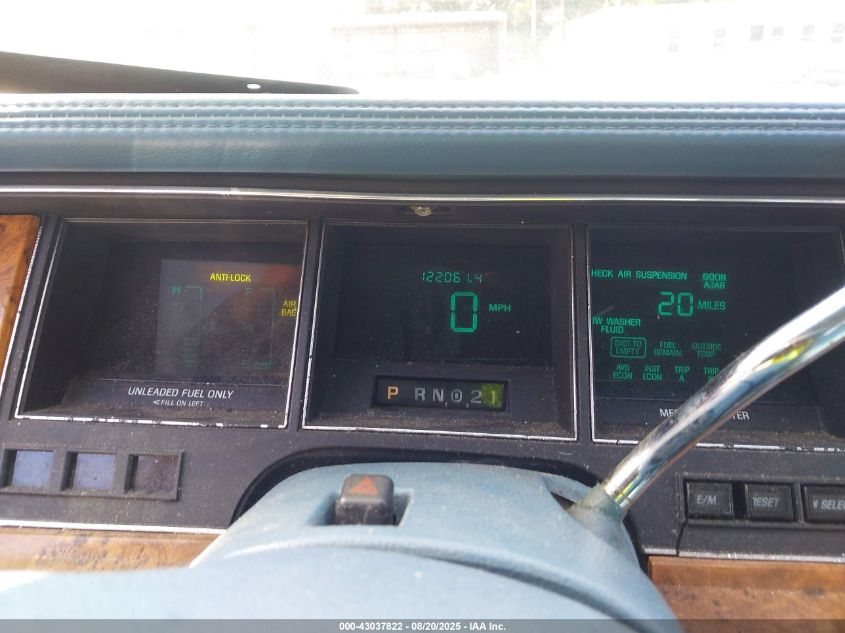 1993 Lincoln Town Car Executive VIN: 1LNLM81W6PY753476 Lot: 43037822