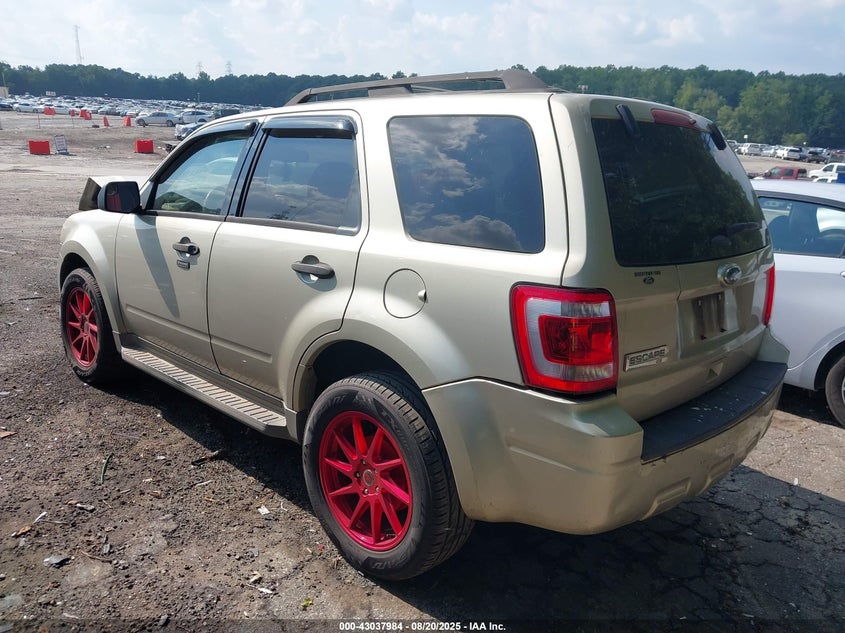 Vin: 1fmcu0d75cka81249, lot: 43532128, ford escape xlt 20123