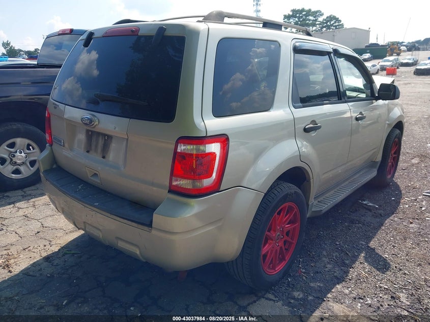 Vin: 1fmcu0d75cka81249, lot: 43532128, ford escape xlt 20124