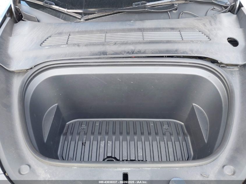 2024 Tesla Model Y Long Range Dual Motor All-Wheel Drive VIN: 7SAYGDEE6RF993466 Lot: 43038337