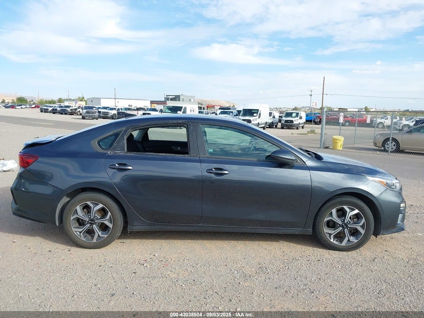 2021 Kia Forte Lxs VIN: 3KPF24AD0ME271991 Lot: 43038504