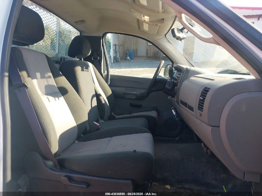 2008 Chevrolet Silverado 2500Hd Work Truck VIN: 1GCHK24K38E106364 Lot: 43038558