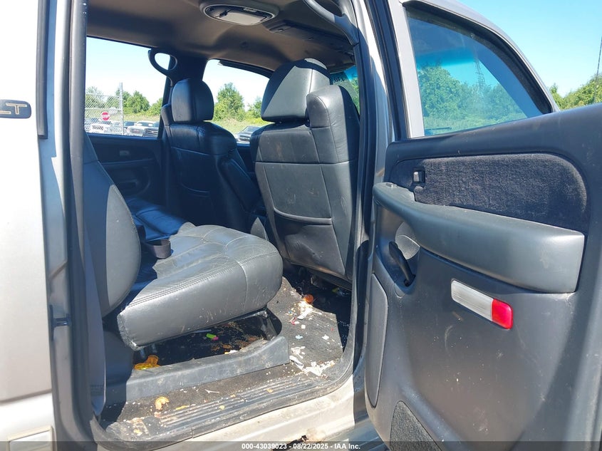 2002 Chevrolet Silverado 2500Hd Lt VIN: 1GCHK23U72F157354 Lot: 43039023