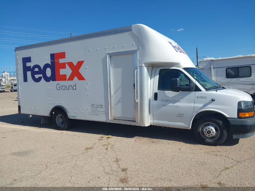 2019 GMC Savana Cutaway 4500 Van VIN: 7GZ67VCG2KN009870 Lot: 43039058