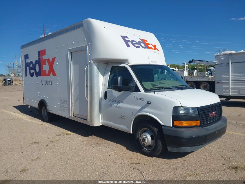 2019 GMC SAVANA CUTAWAY 4500 White VIN: 7GZ67VCG2KN009870