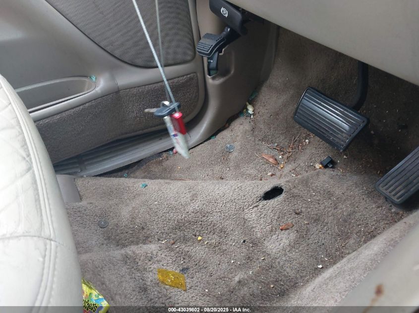 2003 Chevrolet Suburban 1500 Lt VIN: 3GNEC16Z03G239029 Lot: 43039802