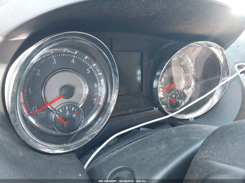 2011 Chrysler Town & Country Touring VIN: 2A4RR5DG5BR633789 Lot: 43040091