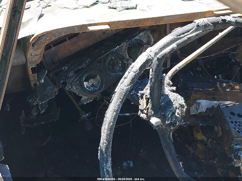 1961 Chevrolet Impala VIN: 0000011869K142230 Lot: 43040293