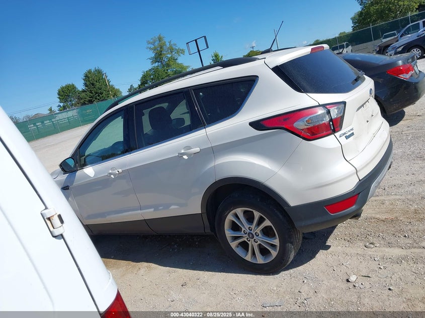 2017 FORD ESCAPE SE 1FMCU9G9XHUD39780