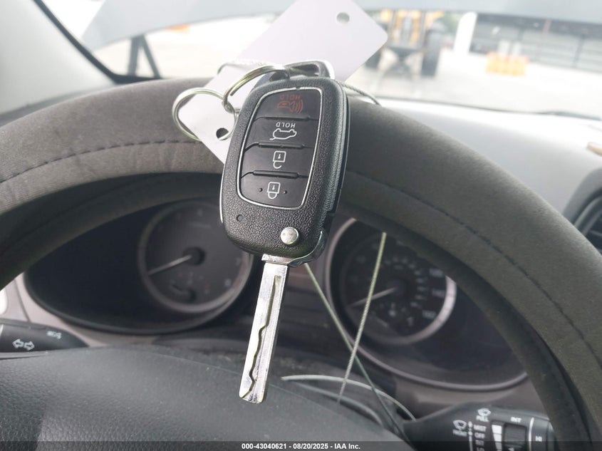 2018 Hyundai Santa Fe Sport 2.4L VIN: 5NMZTDLB4JH089933 Lot: 43040621