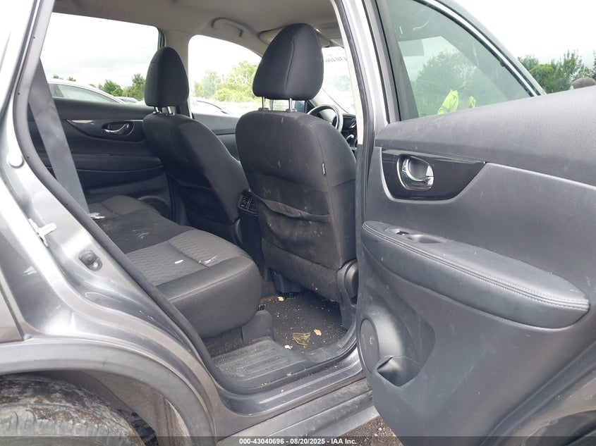 2018 NISSAN ROGUE SV - KNMAT2MV8JP608886