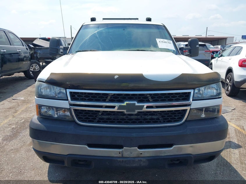 2006 Chevrolet Silverado 2500Hd Work Truck VIN: 1GCHC29U36E134203 Lot: 43040709