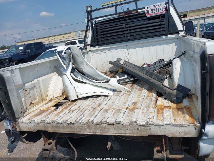 2006 Chevrolet Silverado 2500Hd Work Truck VIN: 1GCHC29U36E134203 Lot: 43040709