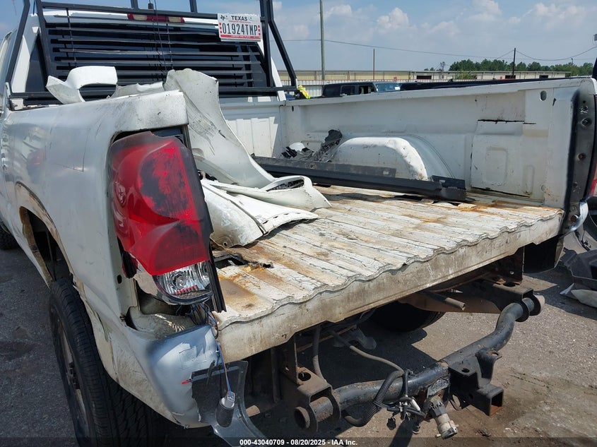 2006 Chevrolet Silverado 2500Hd Work Truck VIN: 1GCHC29U36E134203 Lot: 43040709